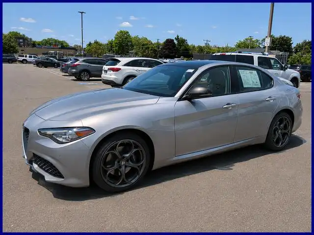 2021 Alfa Romeo Giulia 2.0 Ti Sport Auto AWD's photo