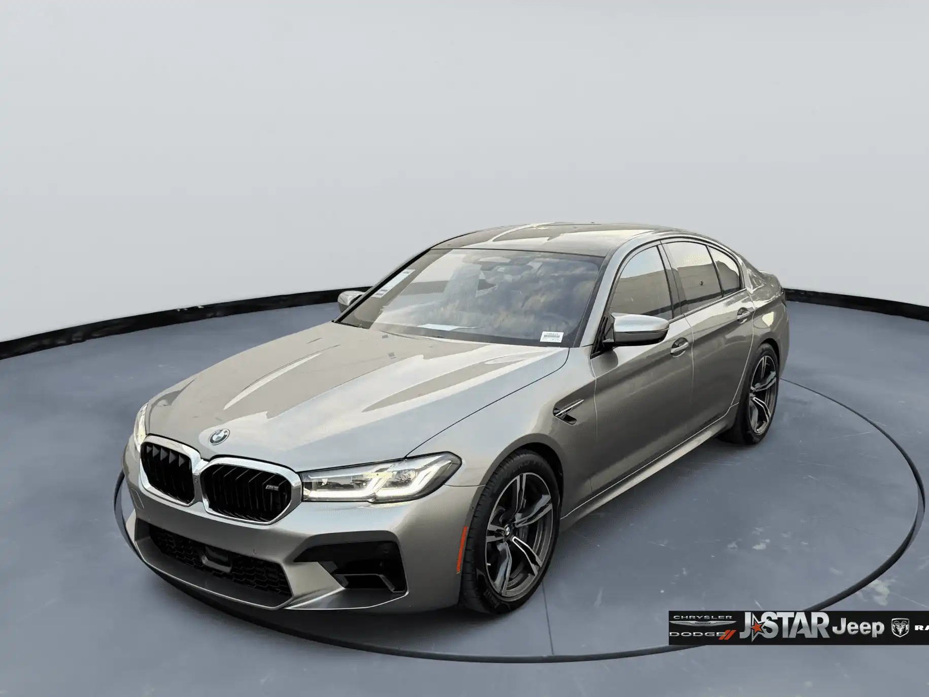 2022 BMW M5 Base's photo