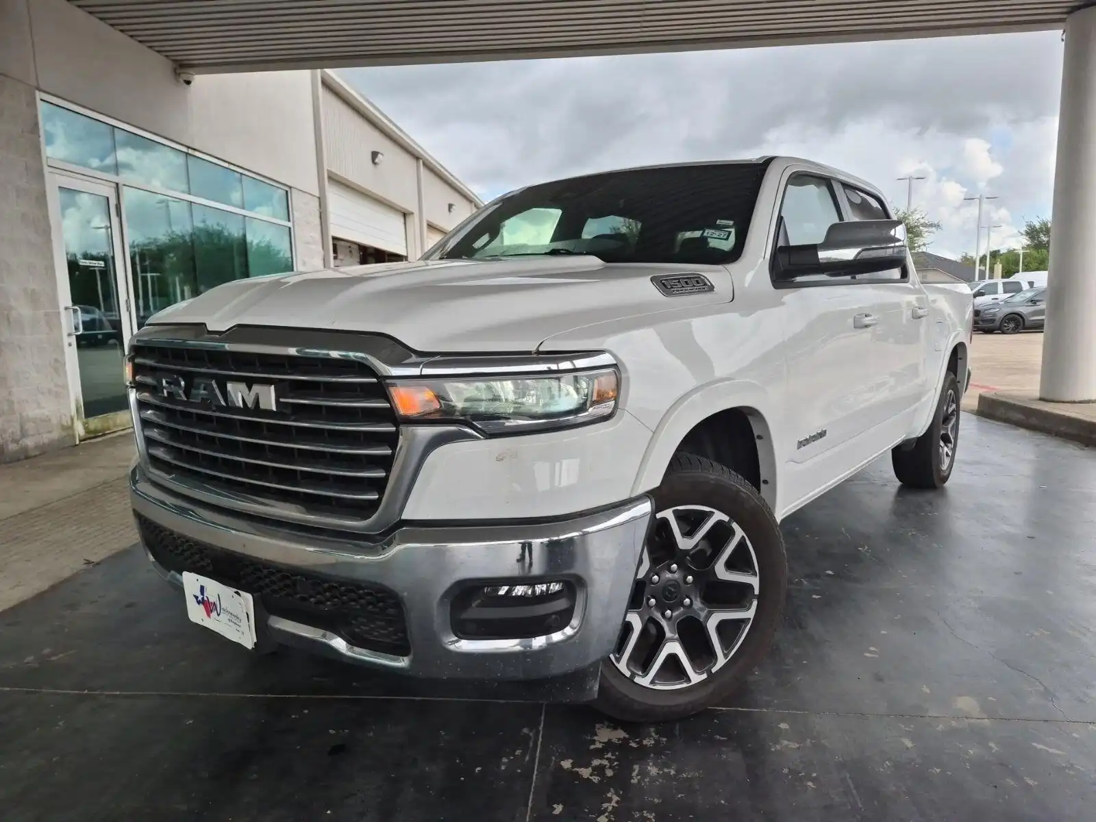 2026 RAM 1500 Laramie 4WD Crew Cab 5'7's photo
