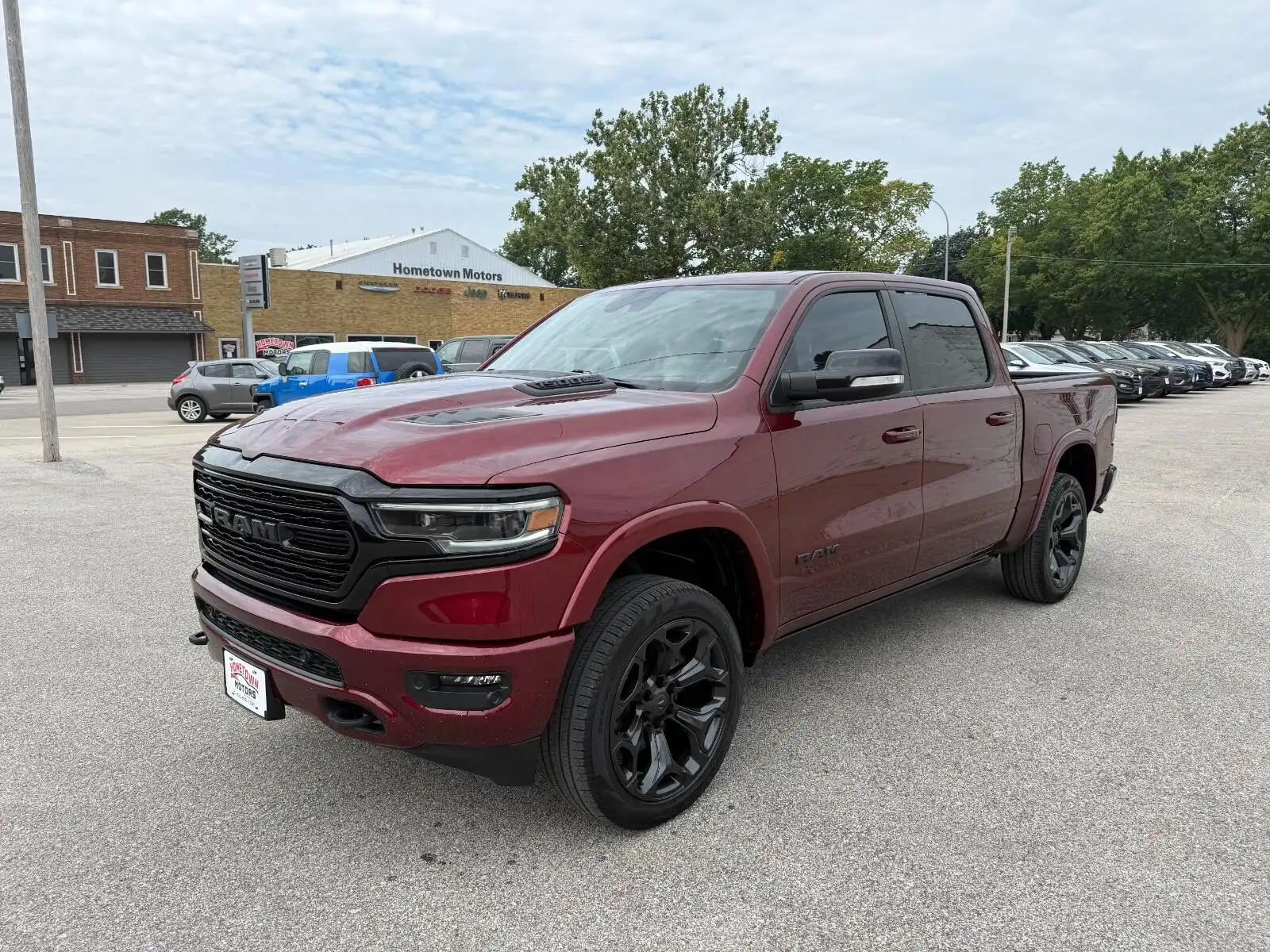 2022 RAM 1500 Limited 4x4 Crew Cab 5'7's photo