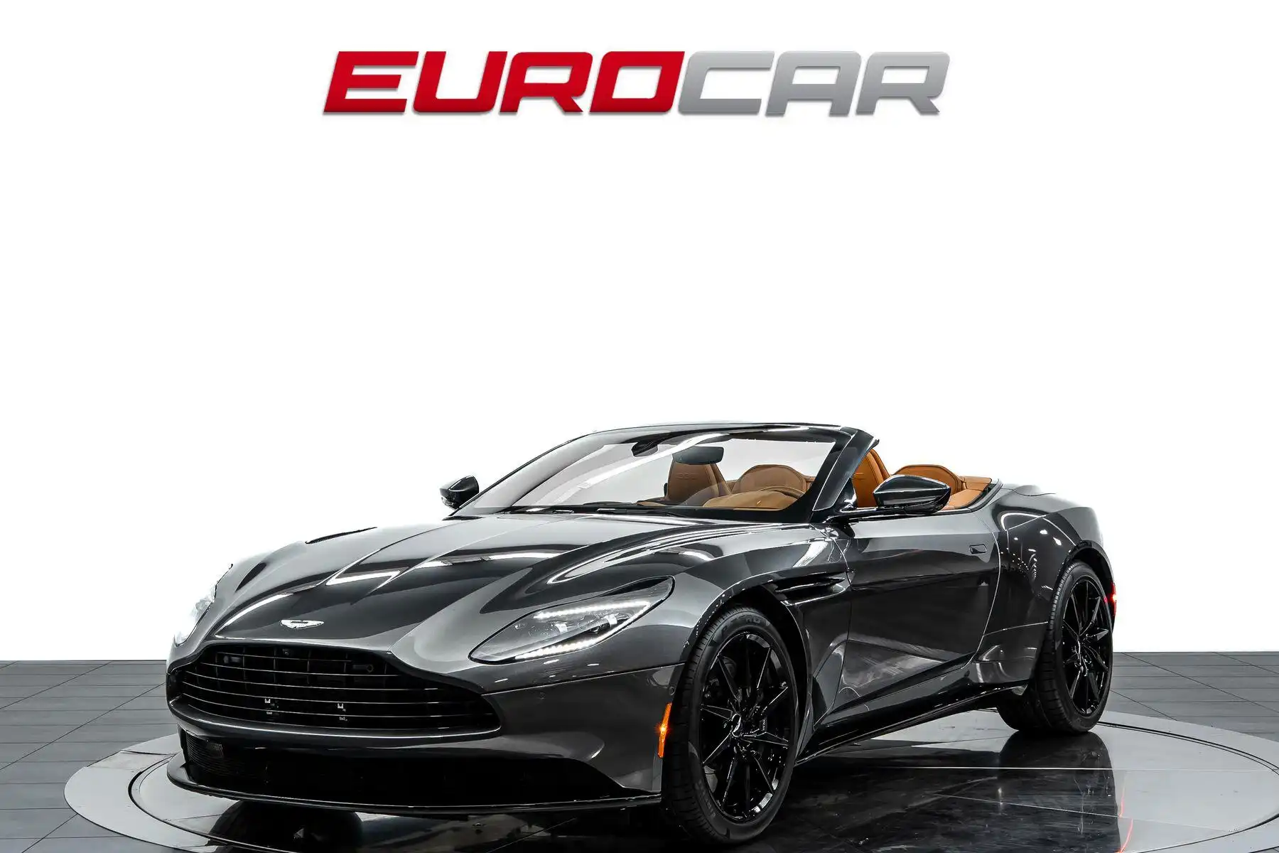2019 Aston Martin DB11 V8 Volante's photo