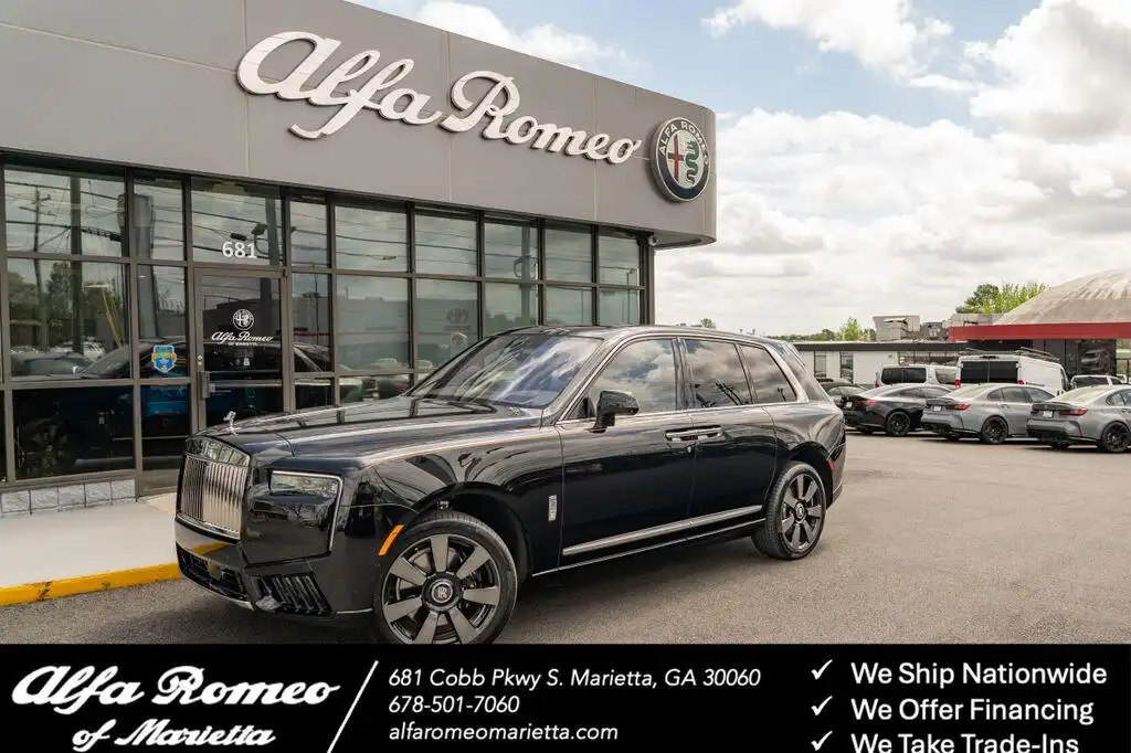2025 Rolls-Royce Cullinan Base's photo