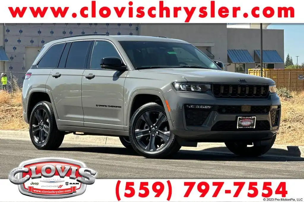 2027 Jeep Grand Cherokee Limited Reserve 4WD's photo