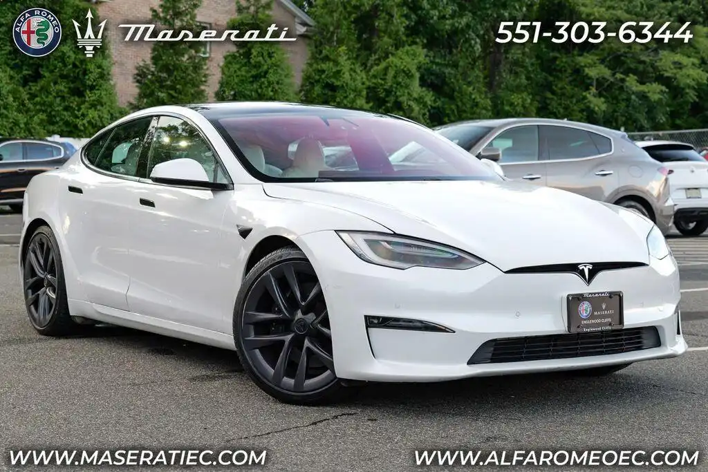 2022 Tesla Model S Plaid's photo
