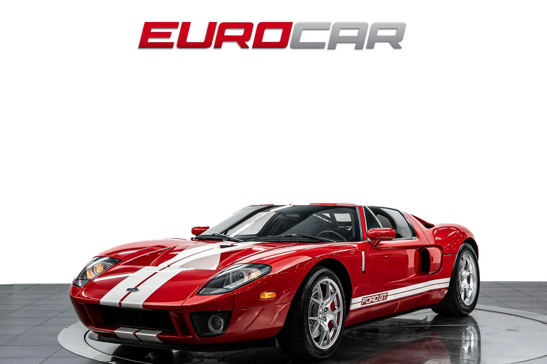 2005 Ford GT Base photo 1
