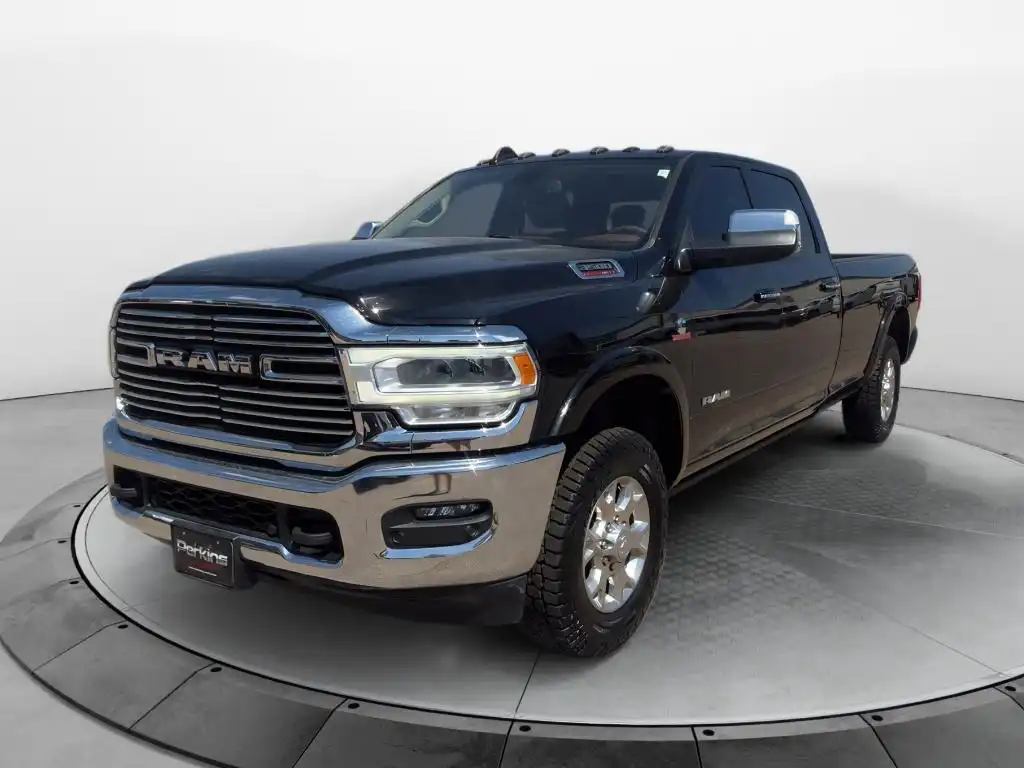 2022 RAM 3500 Laramie 4X4 Crew Cab LWB's photo