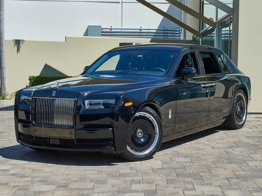 2026 Rolls-Royce Phantom Base photo 1
