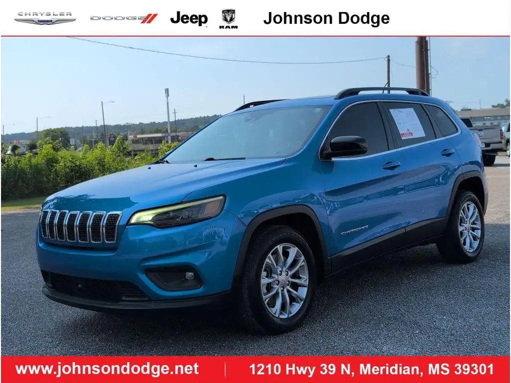 2022 Jeep Cherokee Latitude Lux's photo