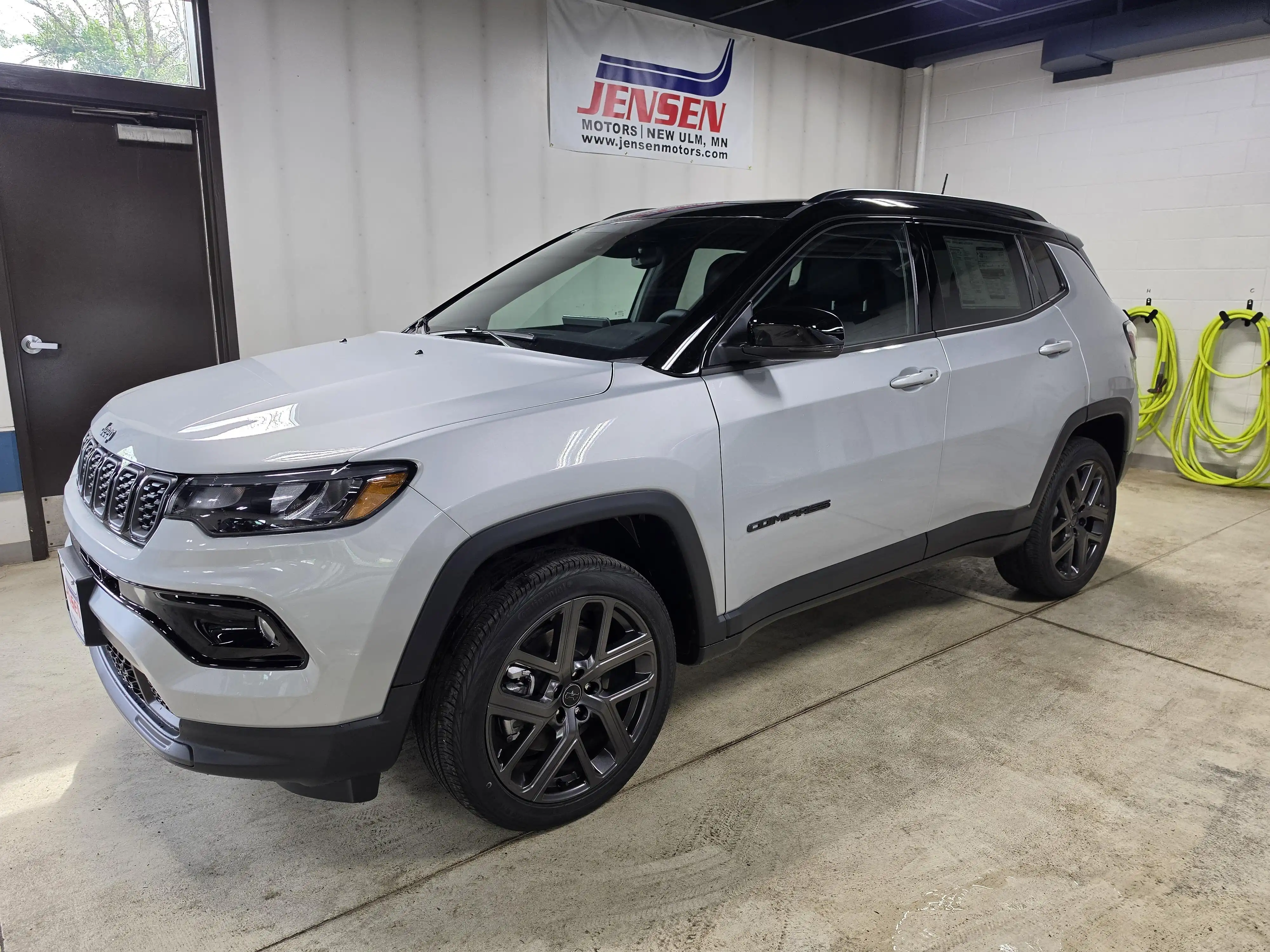 2026 Jeep Compass Limited Altitude 4X4's photo