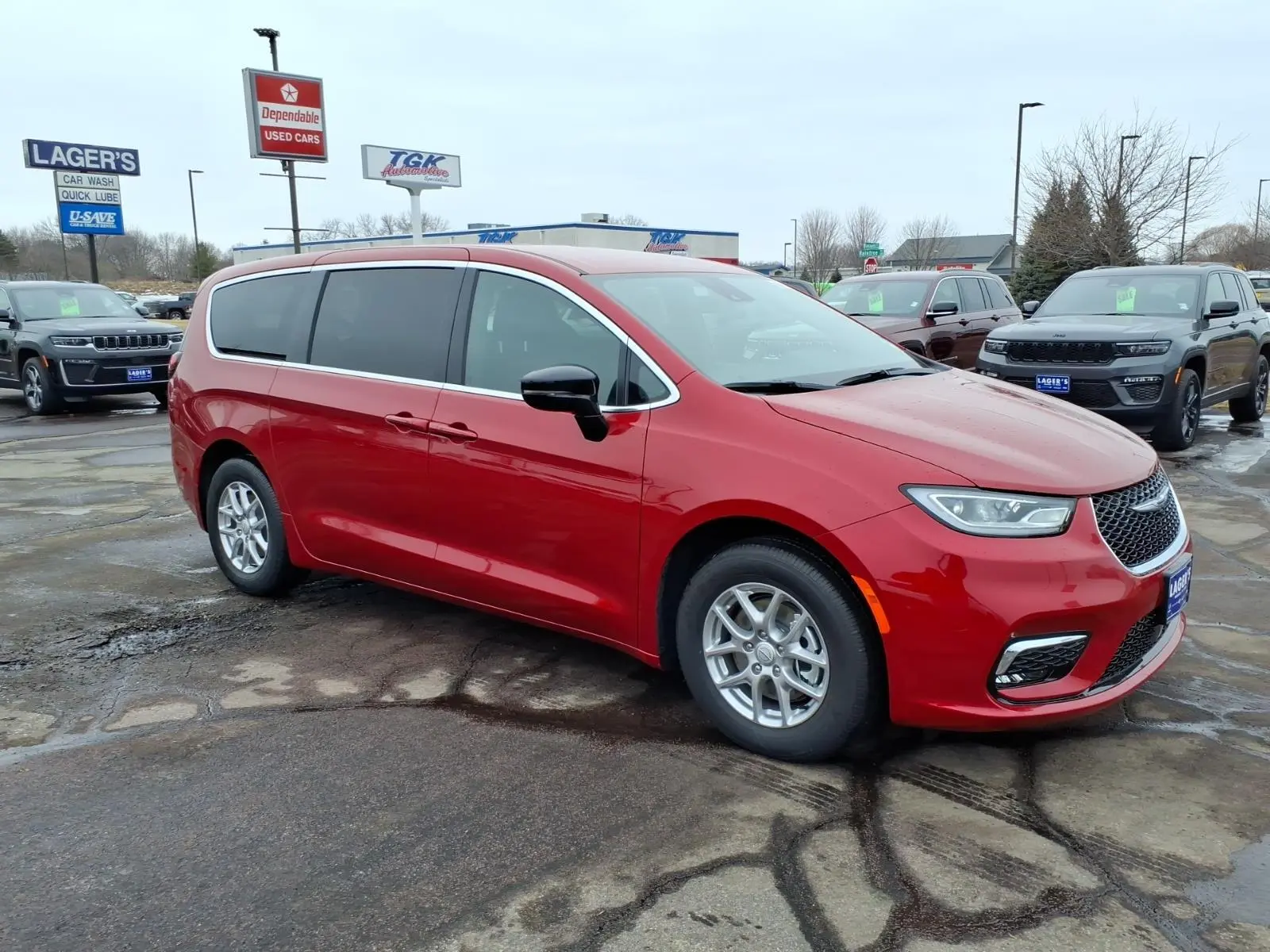 Vehicle Image 2