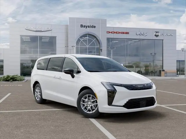 2027 Chrysler Pacifica Select photo 5