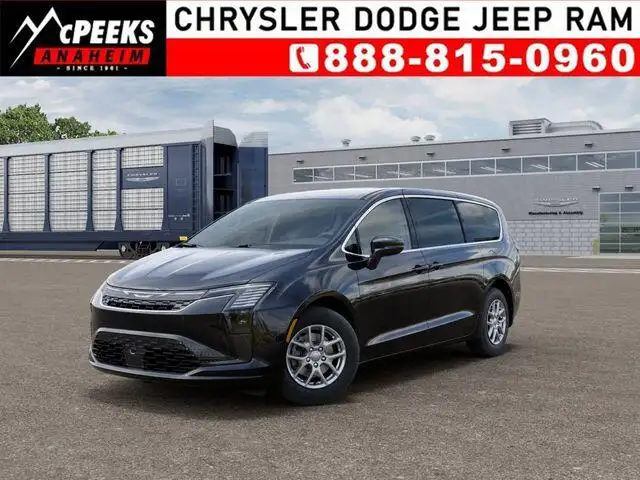 2027 Chrysler Pacifica Select's photo