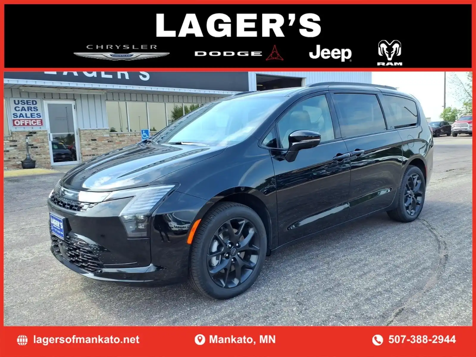 2027 Chrysler Pacifica Limited AWD's photo