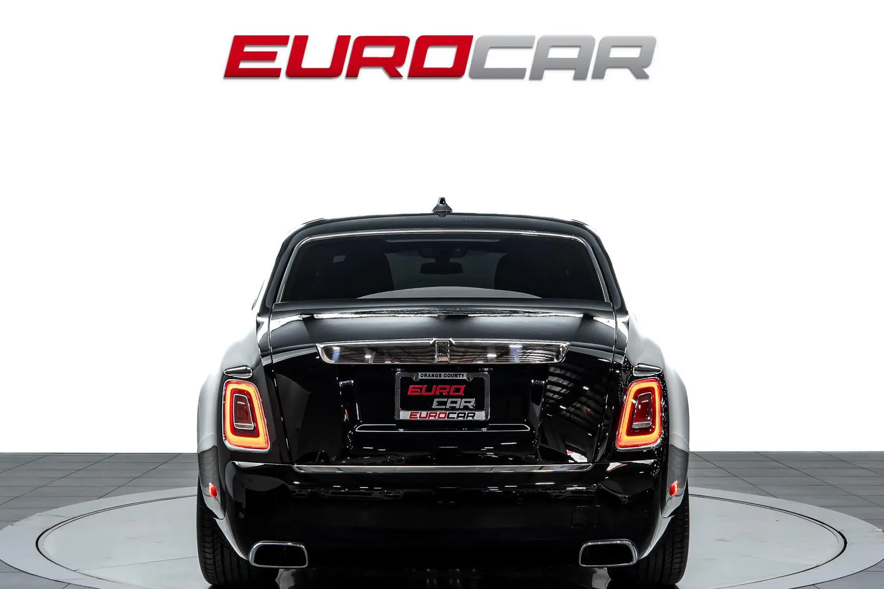 2024 Rolls-Royce Phantom Base photo 5