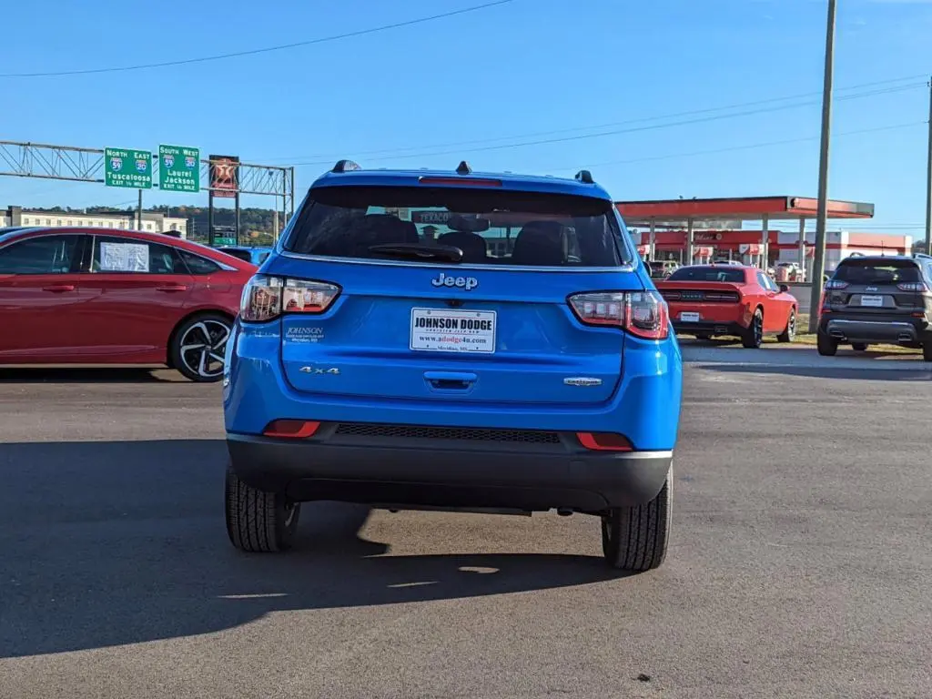 2022 Jeep Compass Latitude 4X4 photo 4