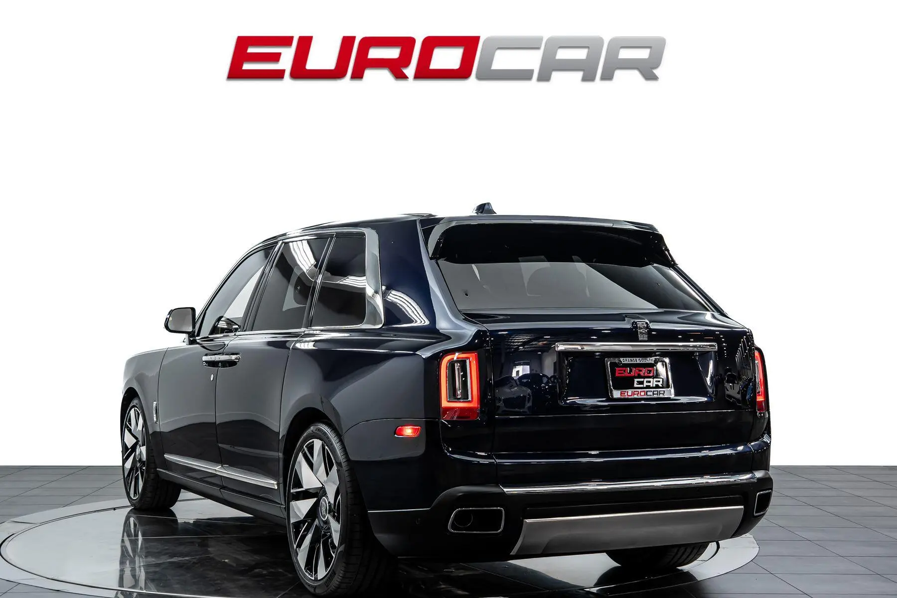 2019 Rolls-Royce Cullinan Base photo 4
