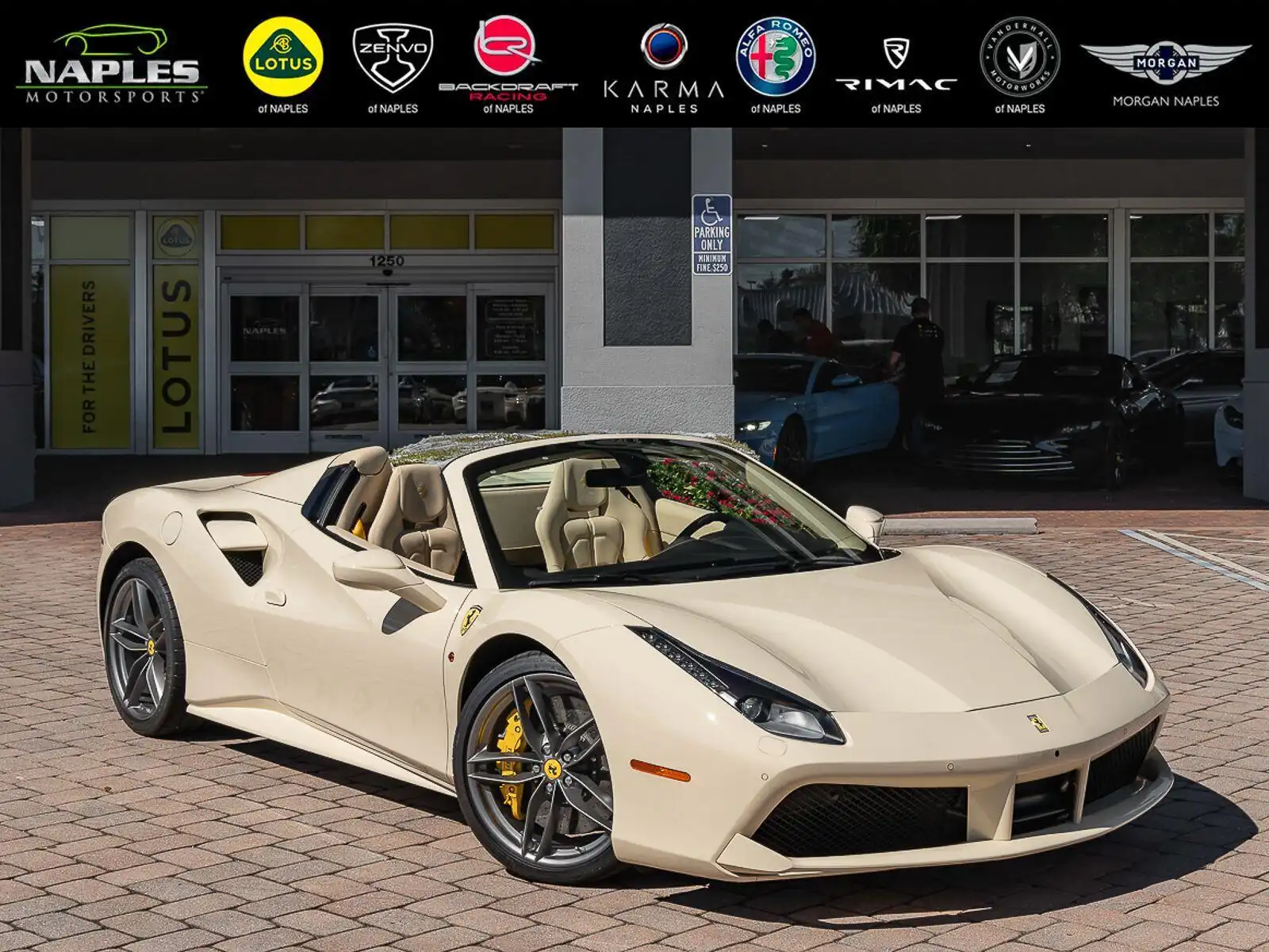 2016 Ferrari 488 Base's photo
