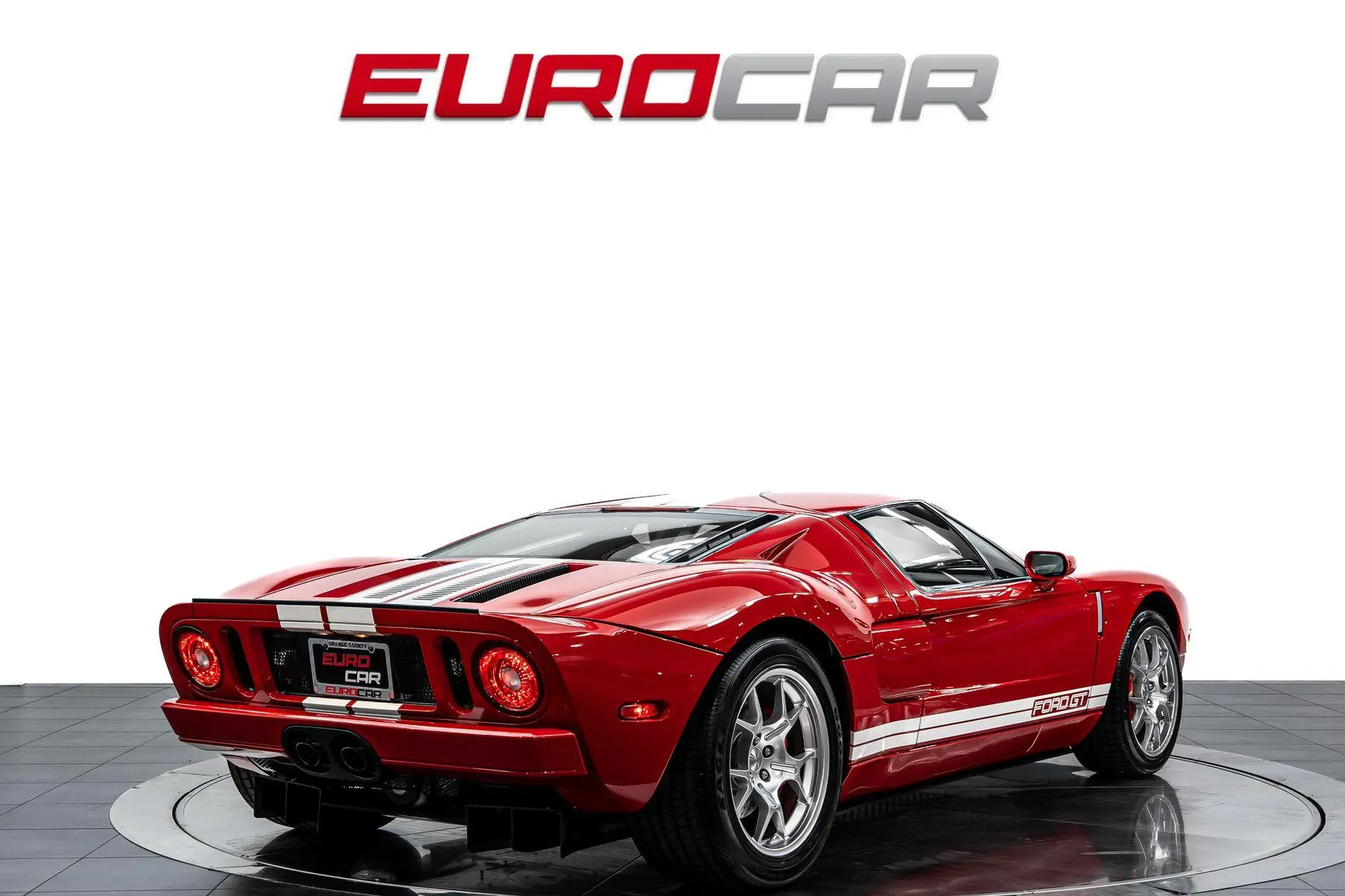 2005 Ford GT Base photo 5