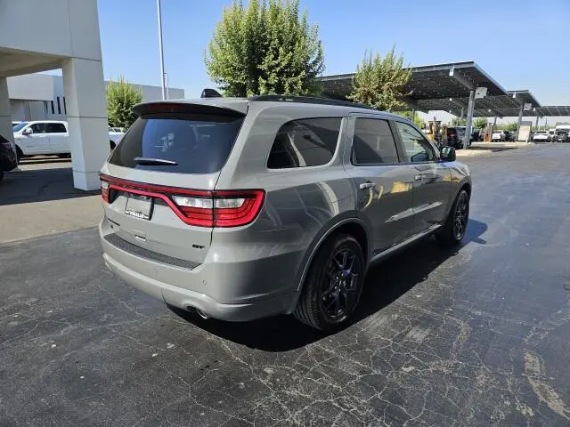 2026 Dodge Durango GT HEMI V8 AWD photo 5