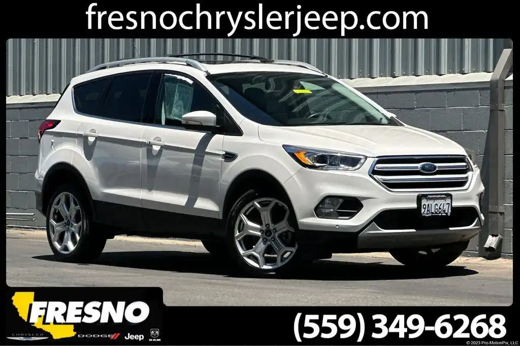 2019 Ford Escape Titanium 4WD's photo