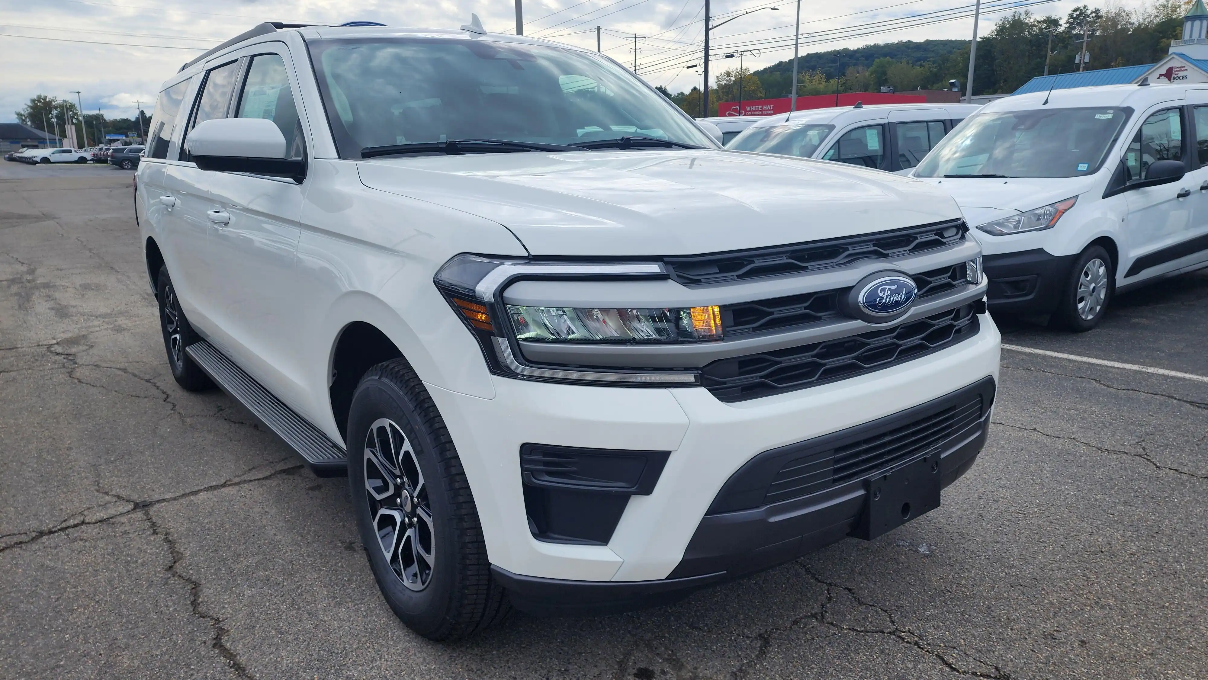 2024 Ford Expedition XLT MAX 4x4's photo