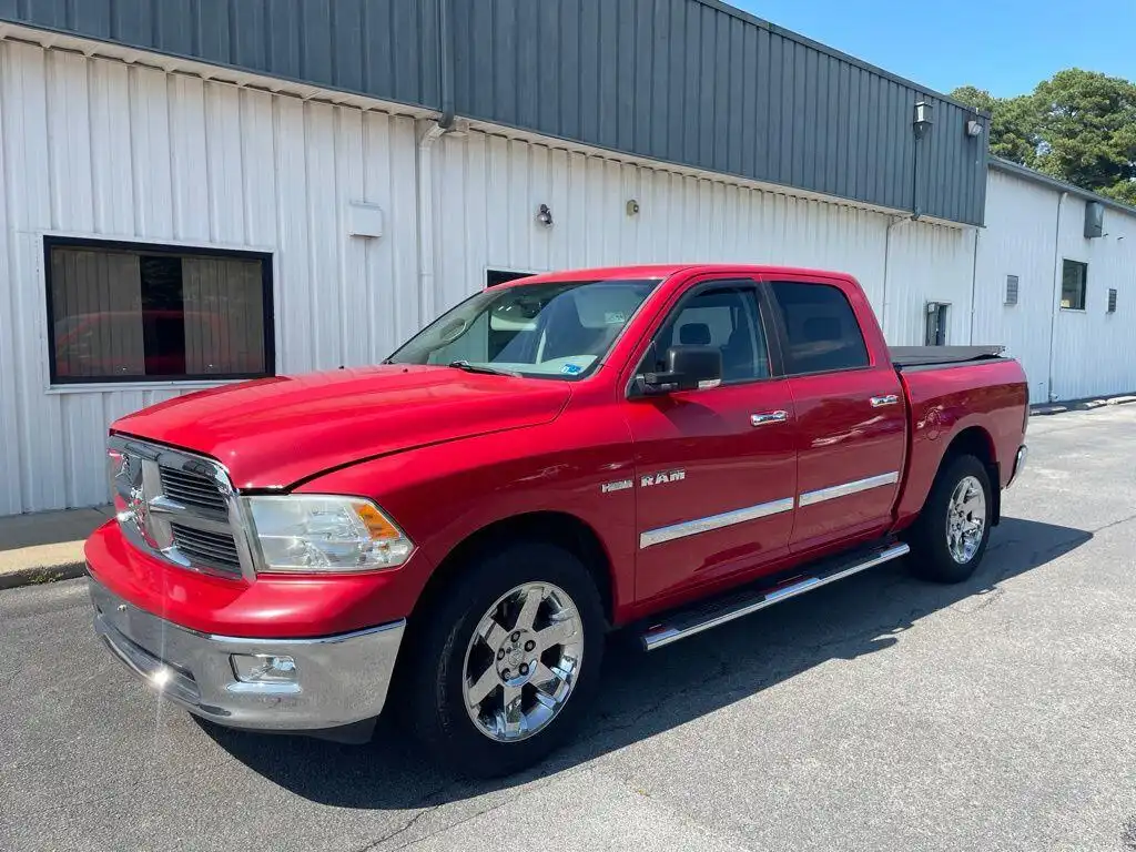 2010 RAM 1500 SLT Crew Cab's photo