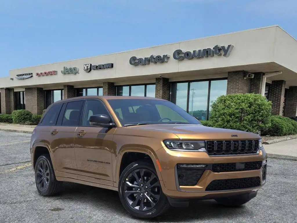 2026 Jeep Grand Cherokee Limited Reserve 4WD's photo