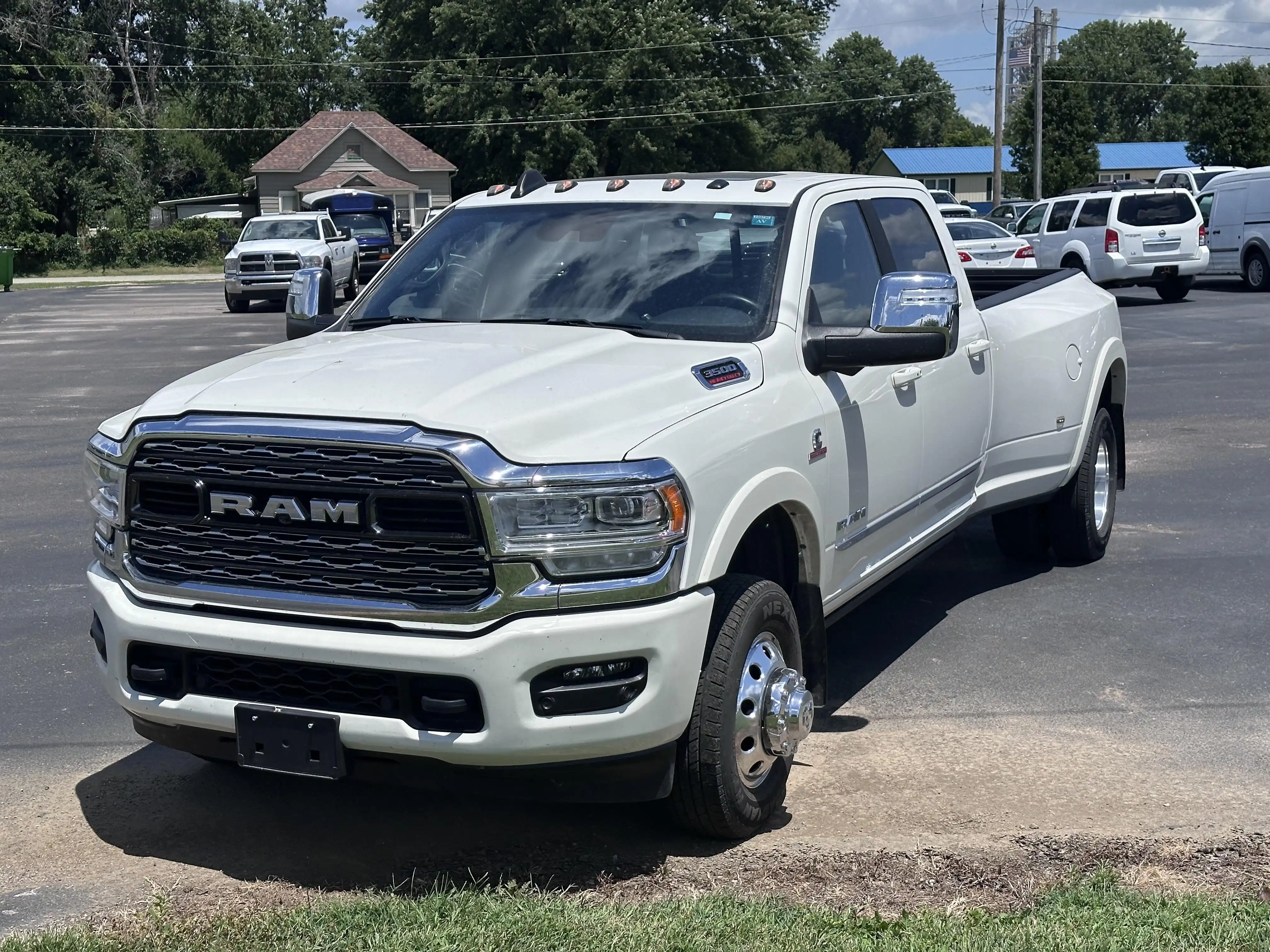 2024 RAM 3500 Limited 4X4 Crew Cab LWB's photo