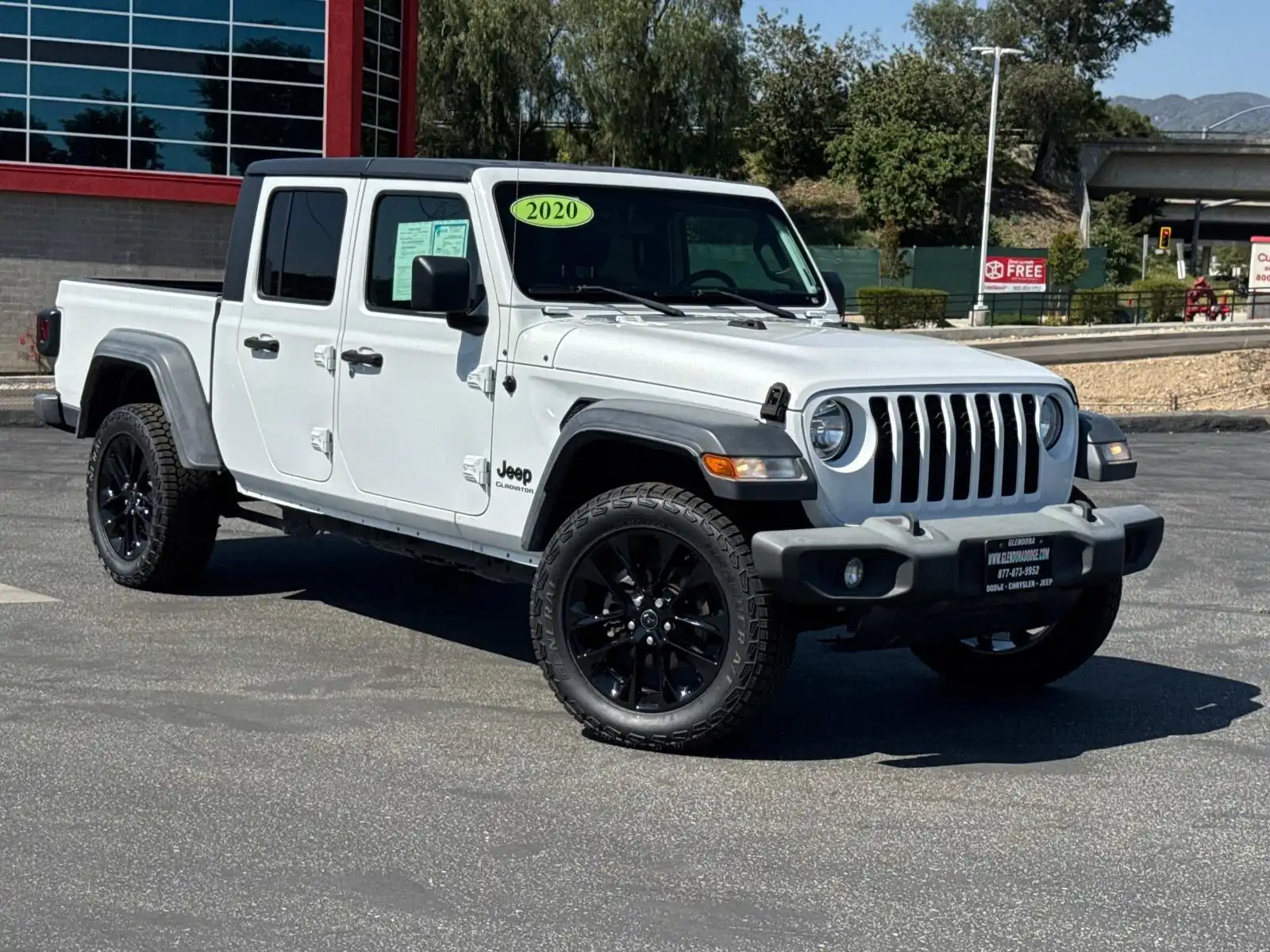 2020 Jeep Gladiator Sport S's photo