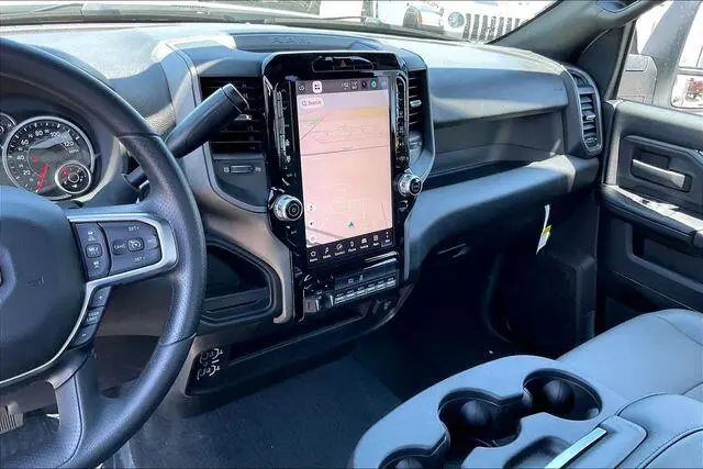 2026 RAM 2500 Tradesman Regular Cab photo 4