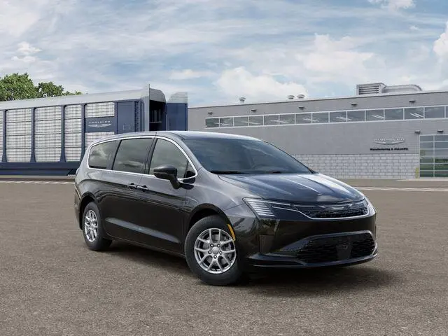 2027 Chrysler Pacifica Select photo 5