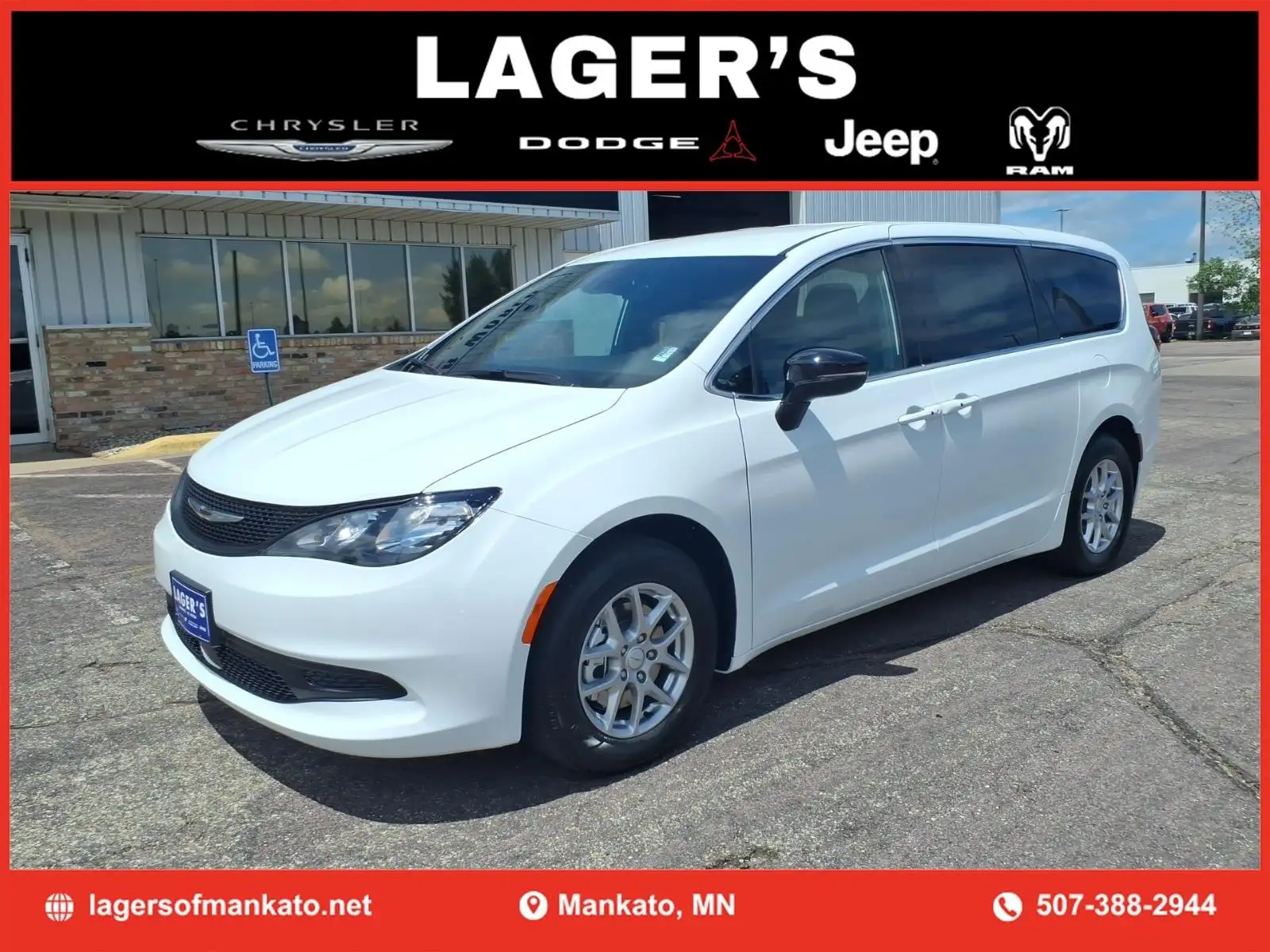 2027 Chrysler Voyager LX's photo