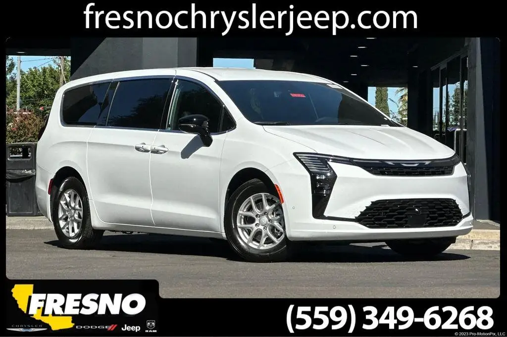 2027 Chrysler Pacifica Select photo 1