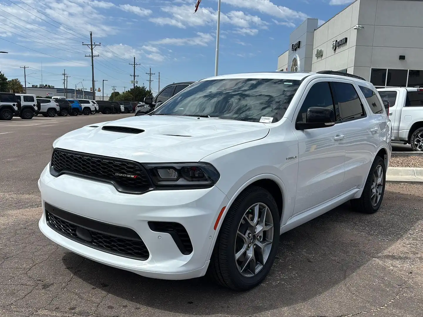 2027 Dodge Durango HEMI V8 GT AWD Plus's photo