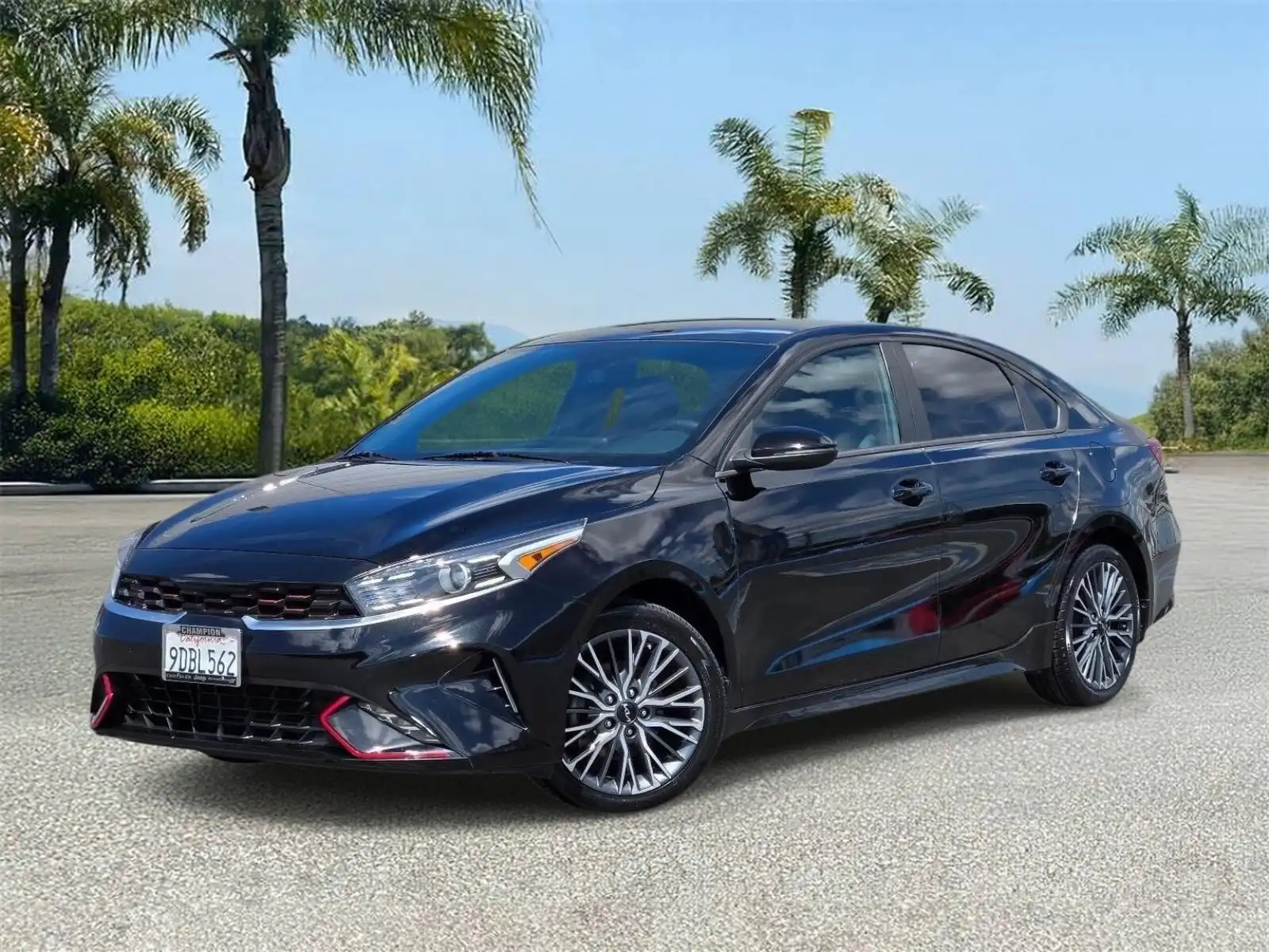 2023 Kia Forte GT-Line AT's photo
