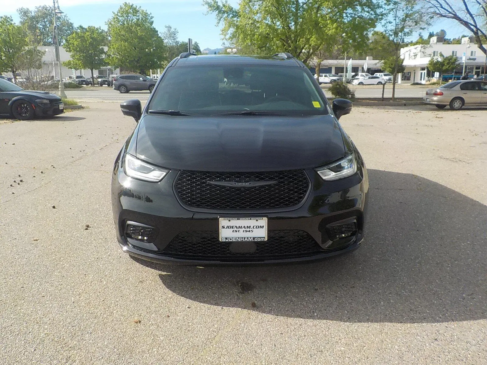 2026 Chrysler Pacifica Limited photo 4