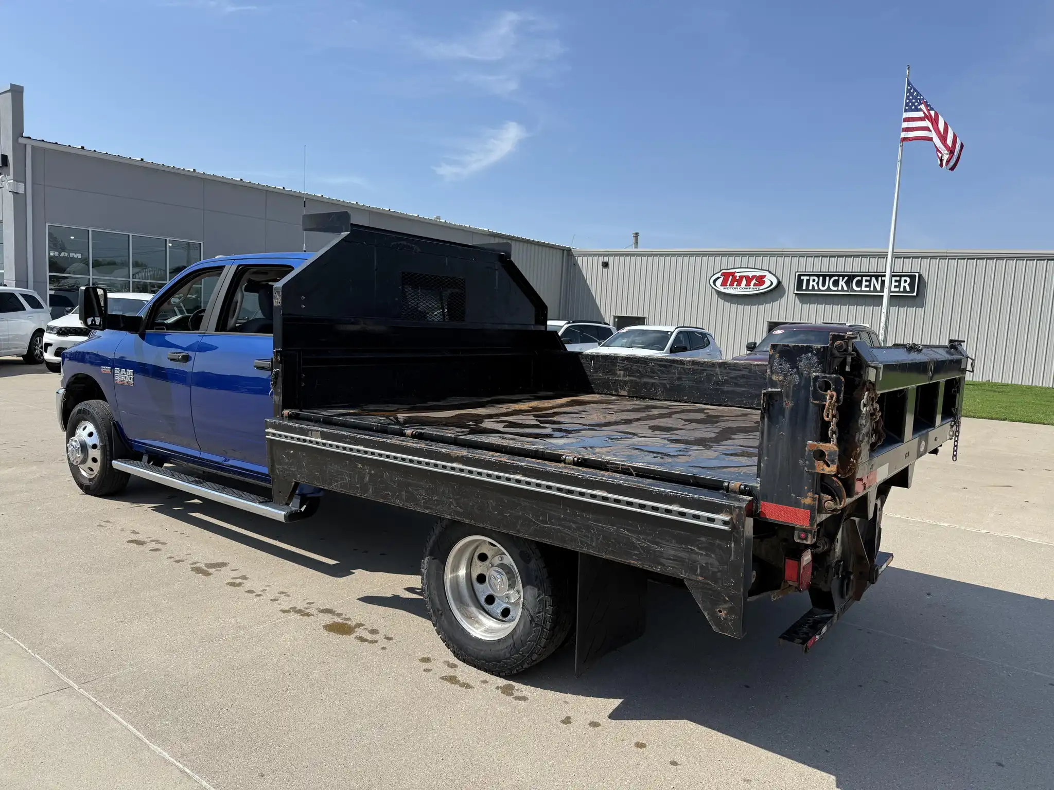 2016 RAM 3500 SLT 4WD Crew Cab DRW's photo