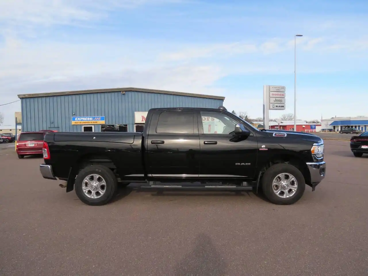 2022 RAM 3500 Big Horn 4X4 Crew Cab SWB's photo
