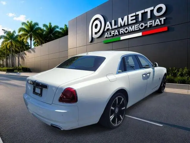 2015 Rolls-Royce Ghost Base photo 4