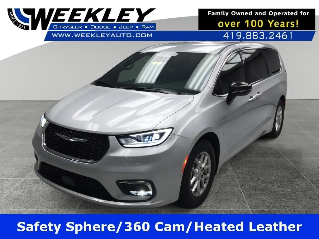 2026 Chrysler Pacifica Select photo 1