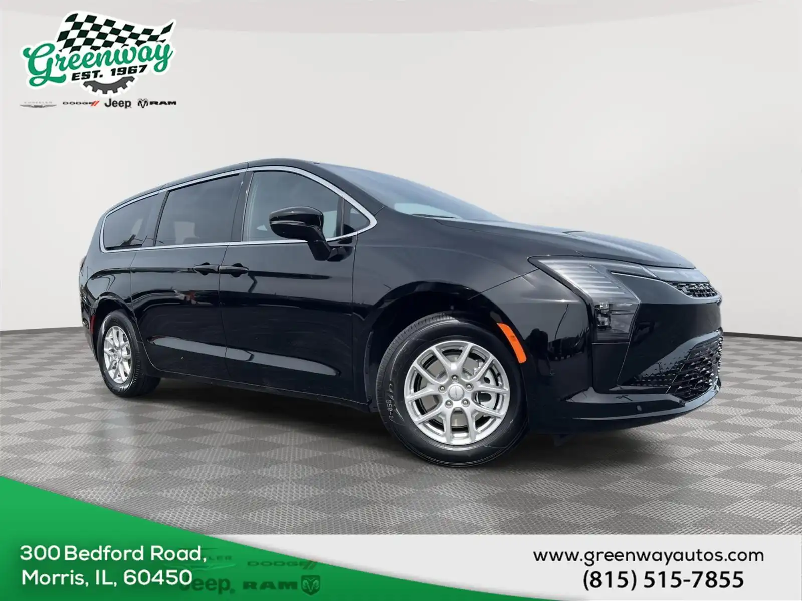 2027 Chrysler Pacifica Select's photo
