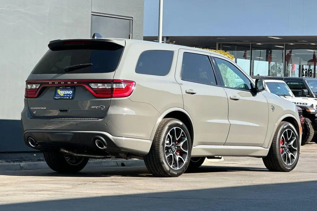 2026 Dodge Durango SRT Hellcat AWD photo 4