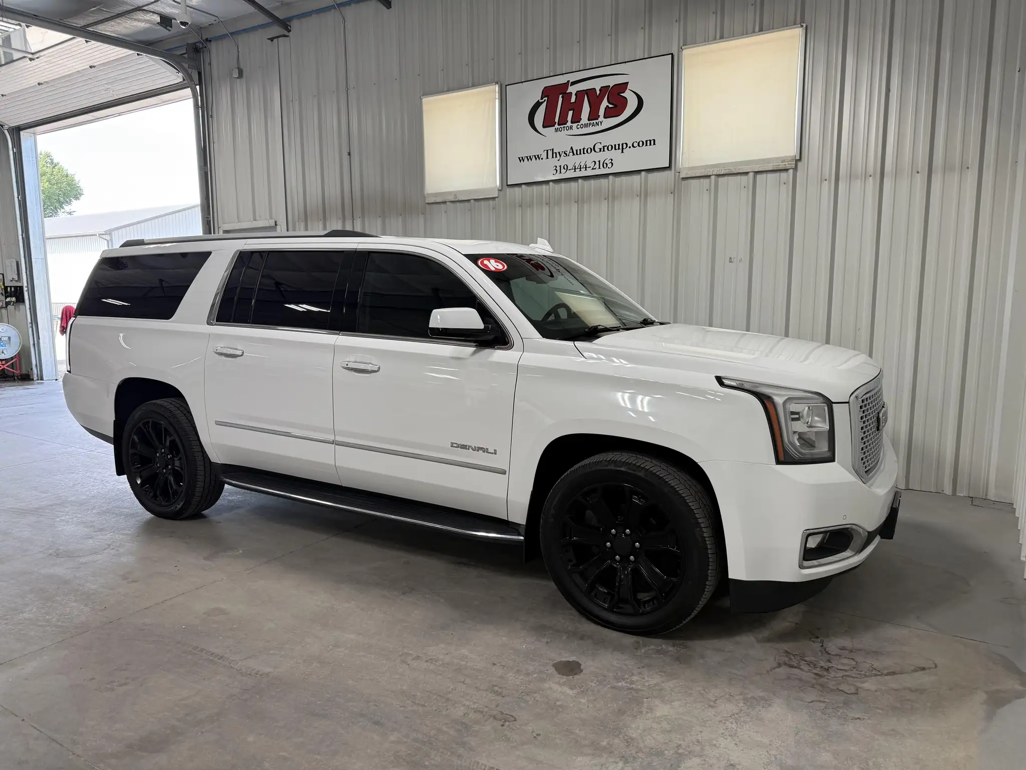 2016 GMC Yukon Denali AWD's photo