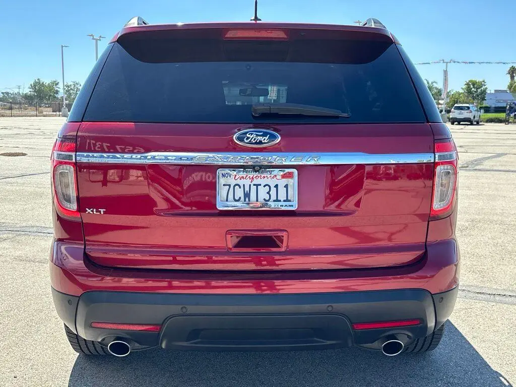 2014 Ford Explorer XLT photo 4