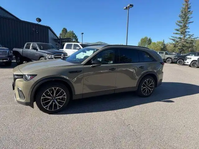 2025 Mazda CX-70 PHEV Premium Plus AWD's photo