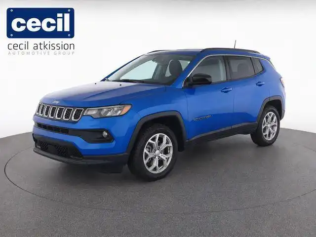 2024 Jeep Compass Latitude 4WD's photo