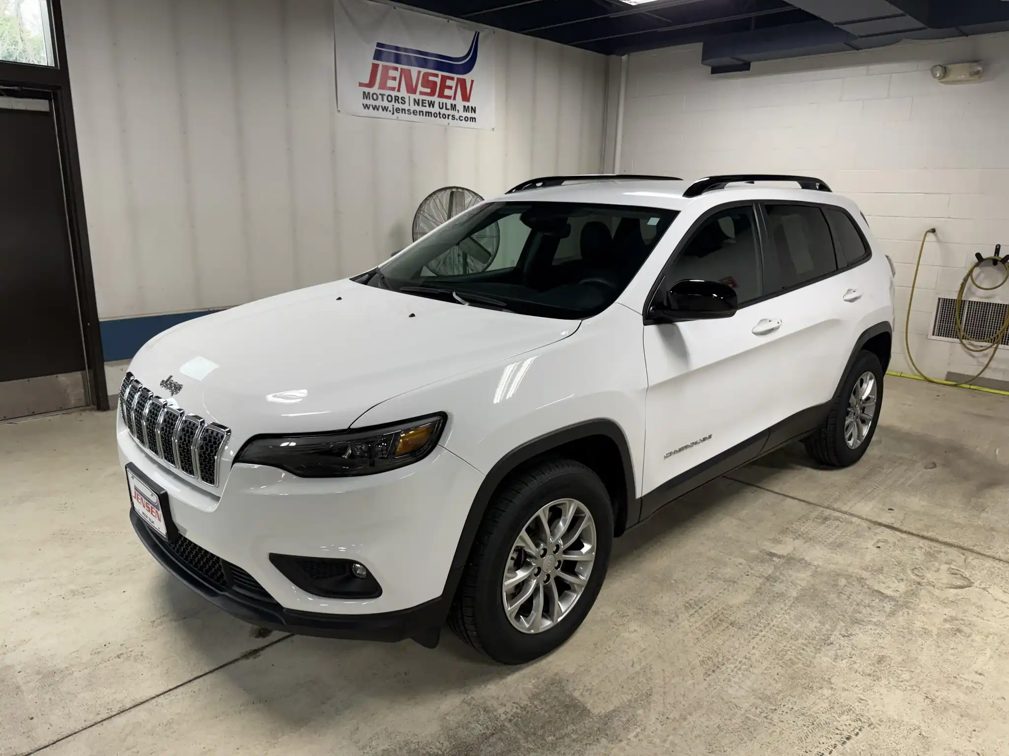 2022 Jeep Cherokee Latitude Lux 4WD's photo