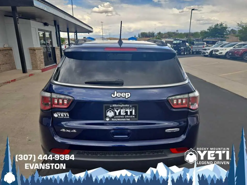 2018 Jeep Compass Latitude 4WD photo 4