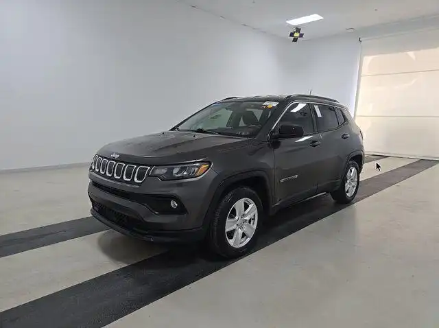 2022 Jeep Compass Latitude's photo