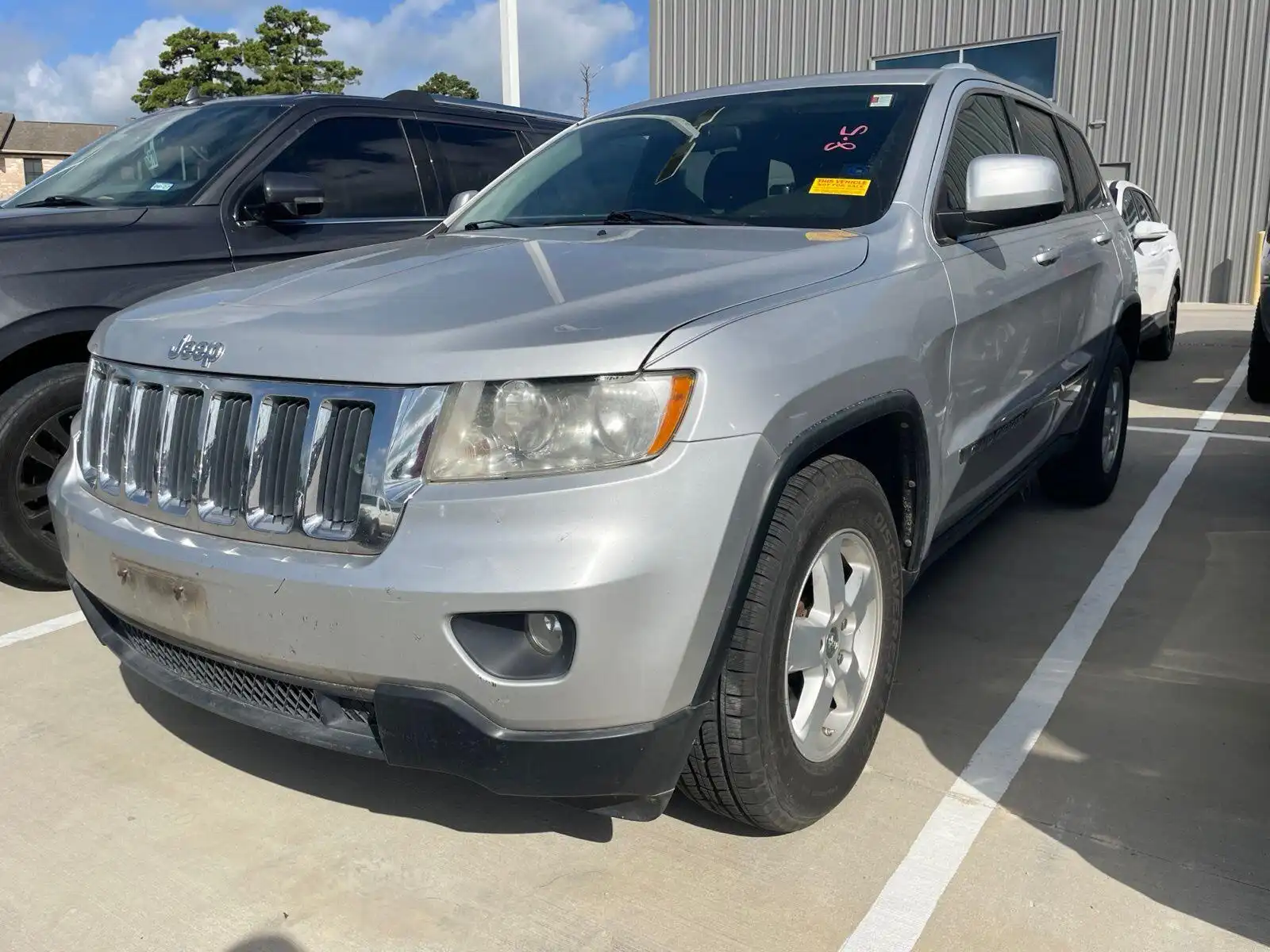 2011 Jeep Grand Cherokee Laredo's photo
